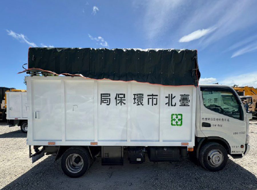活動蓬架式車體照片